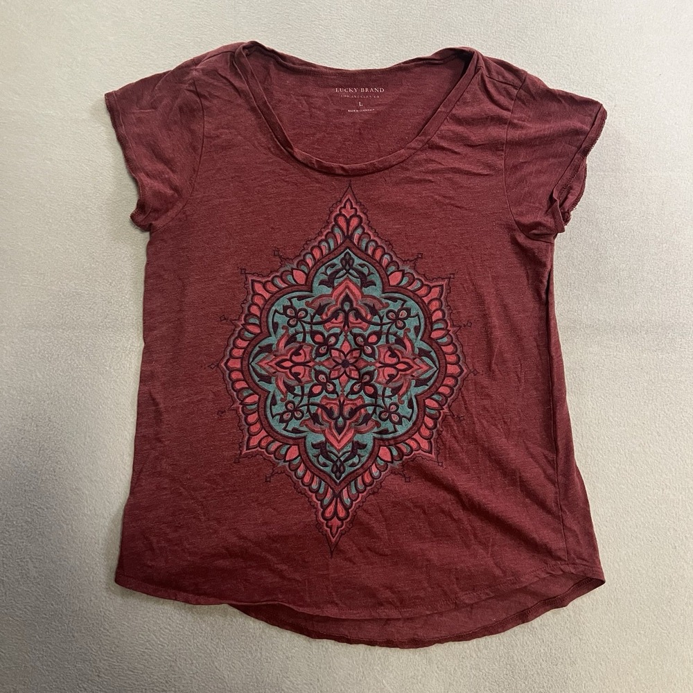 Lucky Brand Graphic Top Women's Large Geometric Red Short Sleeve Polyester Blend